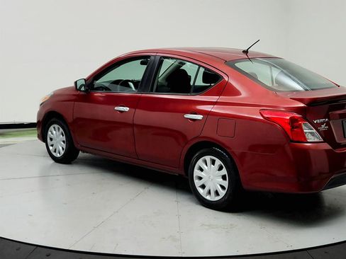 Used 2018 Nissan Versa SV image 7