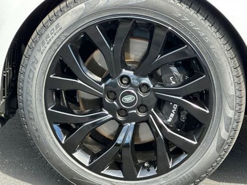 Certified 2022 Land Rover Range Rover Westminster Edition image 24