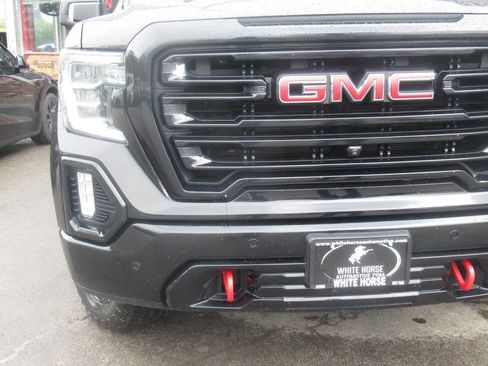 Used 2021 GMC Sierra 1500 AT4 w/ AT4 Carbonpro Edition AWD/4WD image 3