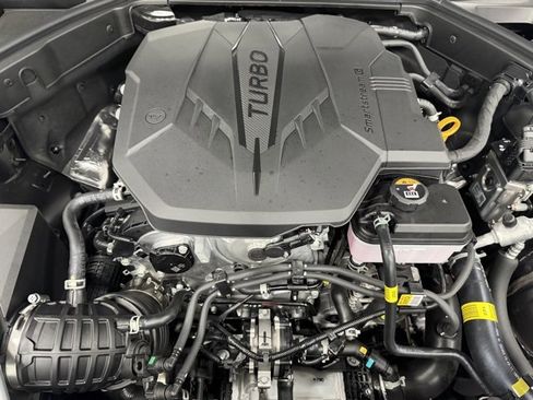 New 2026 Genesis G70 2.5T Prestige image 8