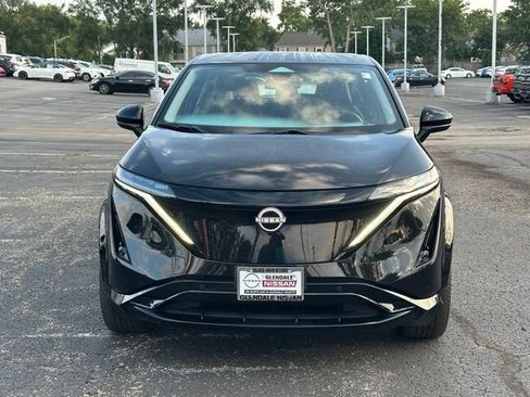 Used 2024 Nissan Ariya AWD image 2