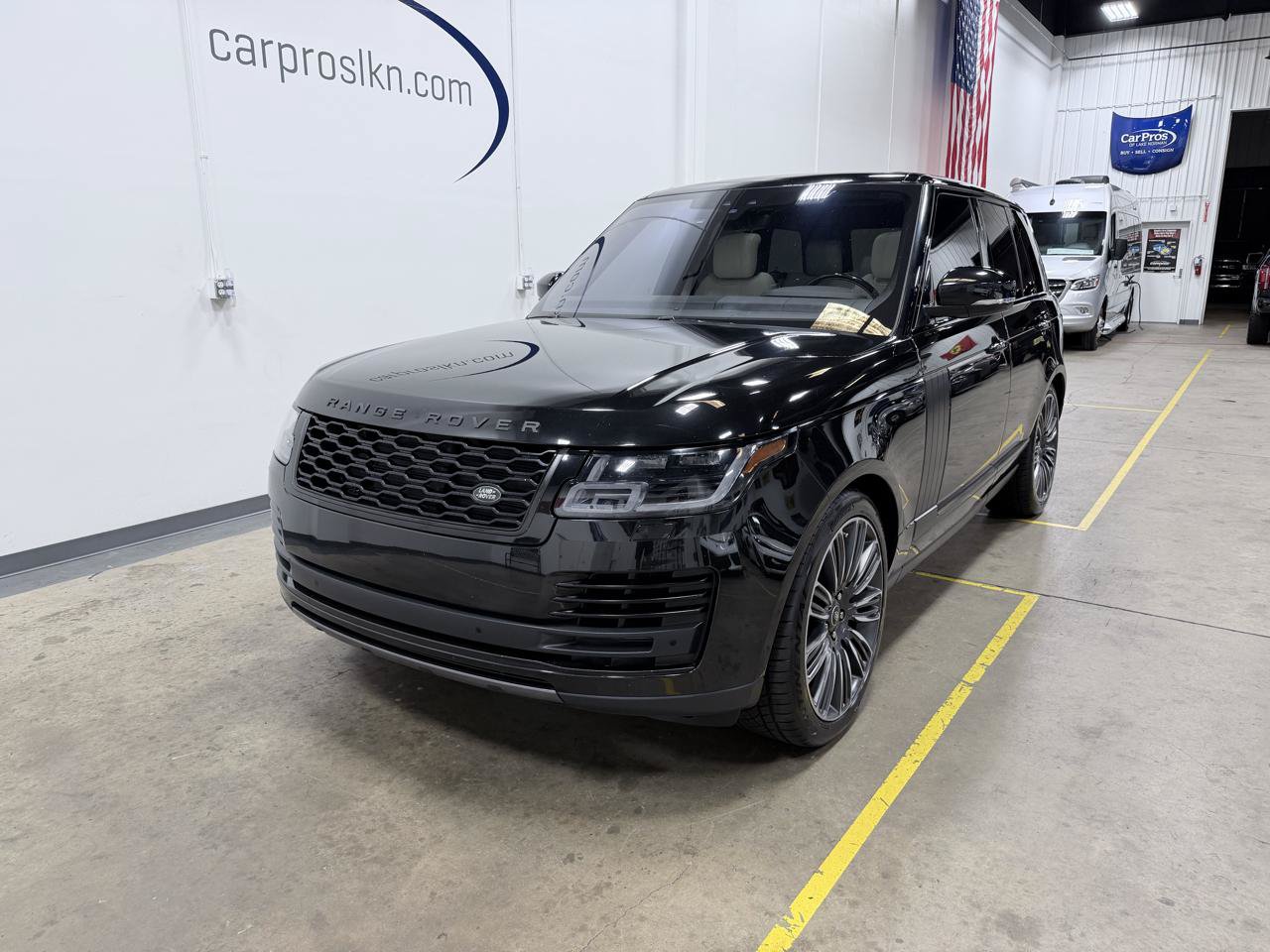 Used 2022 Land Rover Range Rover P525 Westminster Edition AWD/4WD image 3