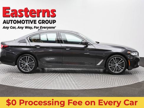 Used 2023 BMW 530i w/ Convenience Package RWD image 4