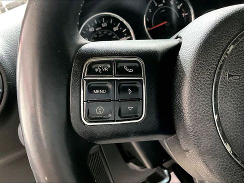 Used 2013 Jeep Wrangler Sport AWD/4WD image 18