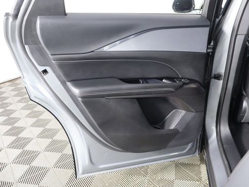 Used 2024 Cadillac Lyriq Tech RWD image 27