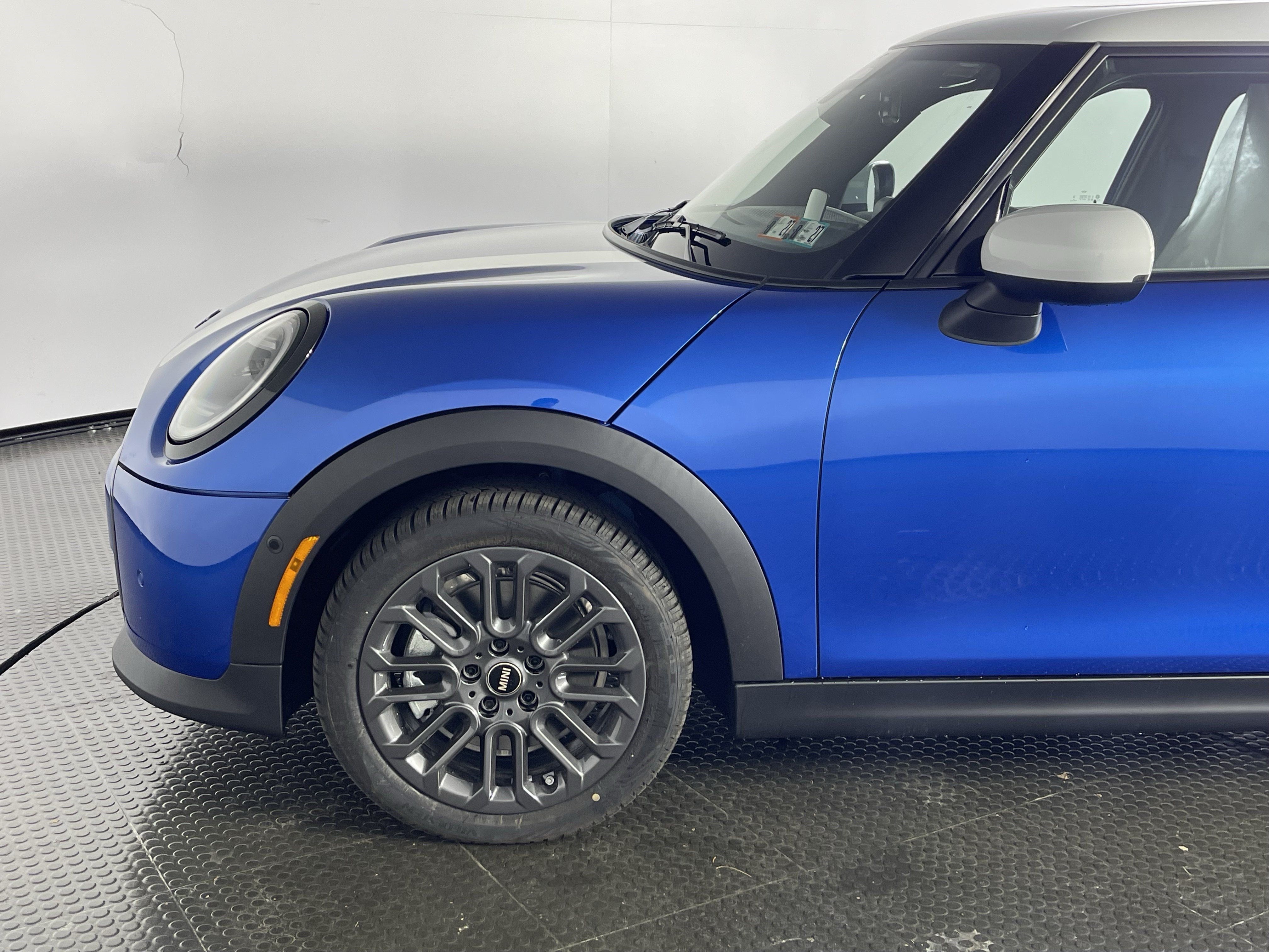 New 2027 MINI Cooper 4-Door Hardtop FWD image 4