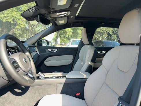 Used 2026 Volvo XC60 B5 Plus w/ Protection Package Premier AWD/4WD image 11
