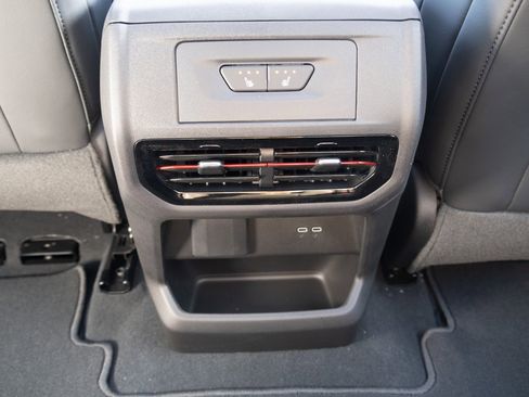 New 2024 Chevrolet Silverado EV RST image 21