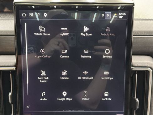 Used 2026 GMC Yukon Denali w/ Sun & Power Step Package AWD/4WD image 19