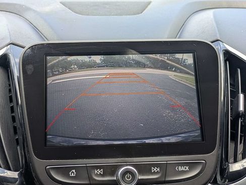 Used 2017 Chevrolet Volt LT FWD image 19