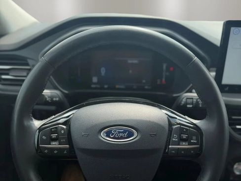 Used 2023 Ford Escape Active w/ Tech Pack #1 AWD/4WD image 13