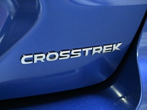 Used 2025 Subaru Crosstrek 2.0i Premium image 13