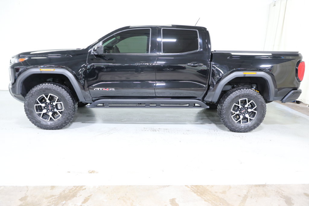 Used 2024 GMC Canyon AT4X AWD/4WD image 4