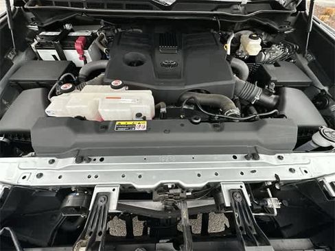 Used 2022 Toyota Tundra SR5 image 25
