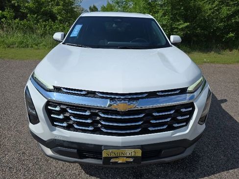 Certified 2026 Chevrolet Equinox LT AWD/4WD image 8