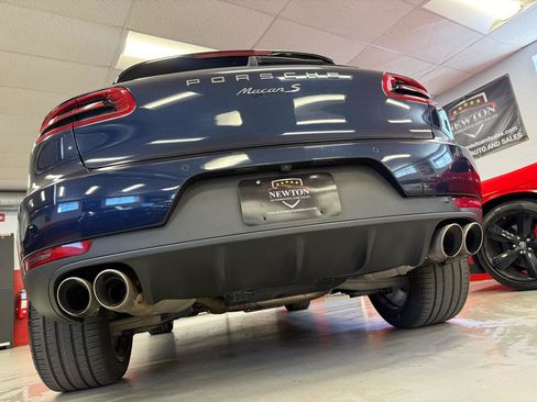 Used 2018 Porsche Macan S AWD/4WD image 13