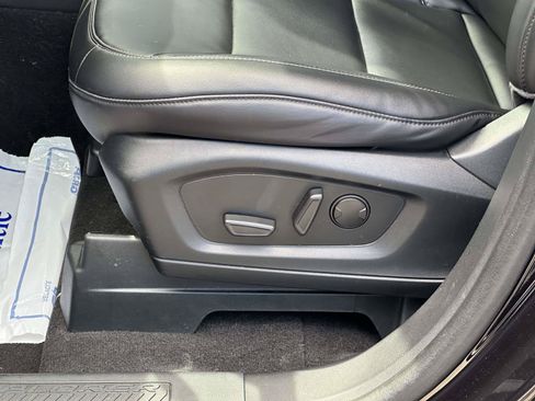 Certified 2023 Ford Explorer XLT w/ Equipment Group 202A AWD/4WD image 16