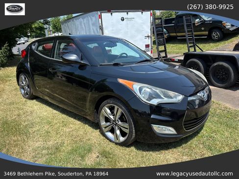 Used 2012 Hyundai Veloster w/ Style Pkg FWD image 1