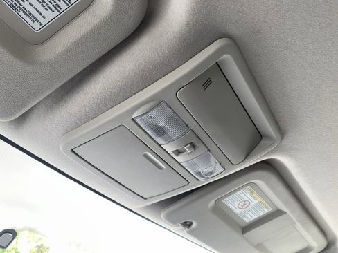 Used 2018 Nissan NV 1500 S image 26