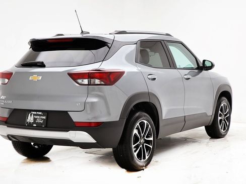 Used 2025 Chevrolet TrailBlazer LT image 8