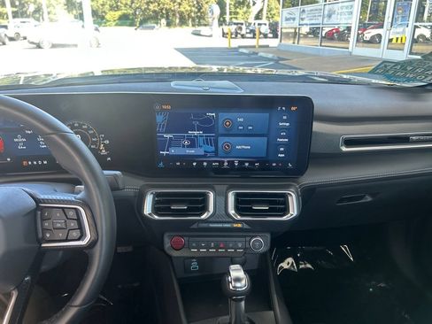 Used 2025 Ford Mustang GT Premium RWD image 22