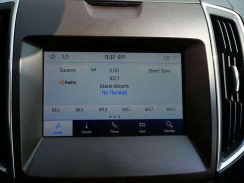 Used 2020 Ford Edge Titanium AWD/4WD image 27