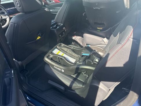 Used 2025 Chevrolet Traverse Z71 w/ Driver Confidence Package image 7