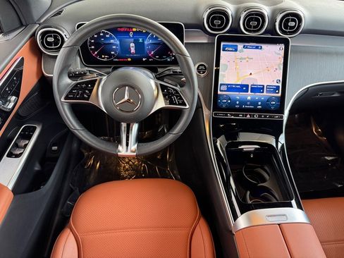 Certified 2025 Mercedes-Benz GLC 300 GLC 300 image 17