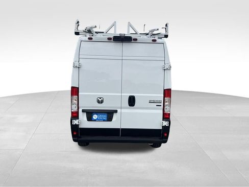 Used 2024 RAM ProMaster 2500 FWD image 5