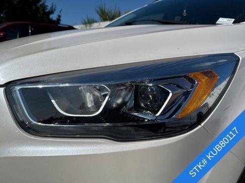 Used 2019 Ford Escape SEL AWD/4WD image 4