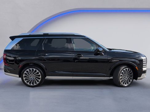 New 2026 Hyundai Palisade Calligraphy FWD image 3