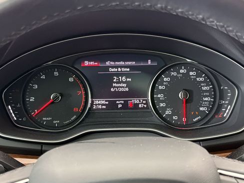 Used 2022 Audi Q5 2.0T Premium w/ Convenience Package AWD/4WD image 22