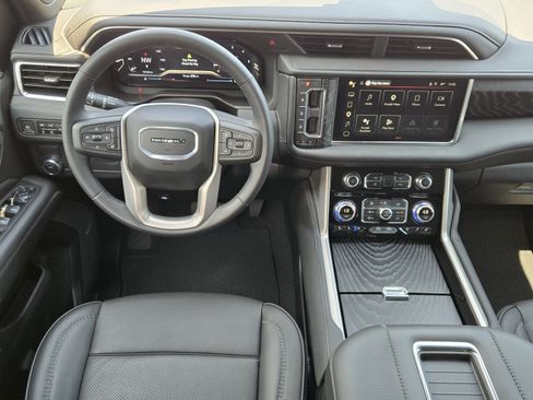 Used 2024 GMC Yukon Denali RWD image 24