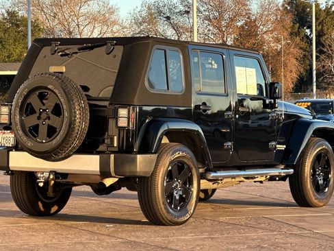 Used 2011 Jeep Wrangler Unlimited Sahara w/ Dual Top Group image 4