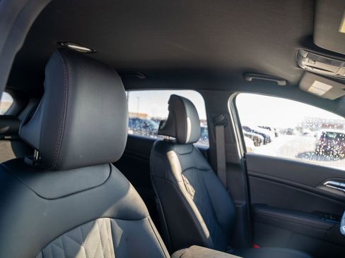 Used 2024 Kia Sportage X-Line image 12