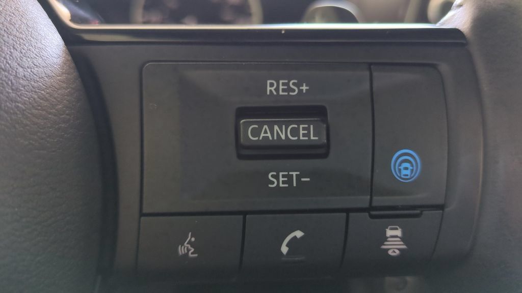 Certified 2023 Nissan Rogue SV w/ SV Premium B Package FWD image 21