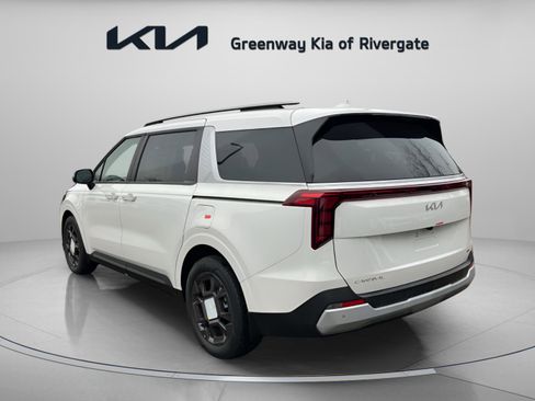 New 2026 Kia Carnival EX FWD image 5