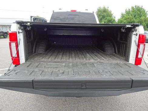 Used 2022 Ford F250 Lariat w/ Lariat Ultimate Package AWD/4WD image 30