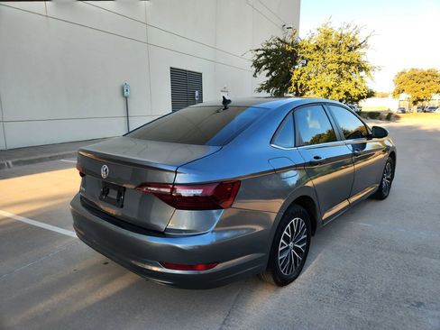 Used 2020 Volkswagen Jetta SE image 32