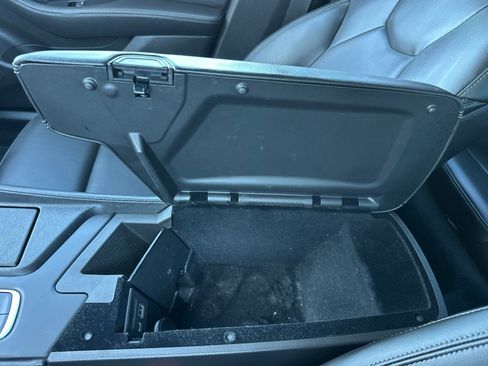 Used 2023 Cadillac CT5 Luxury w/ LPO, ONYX Package image 33