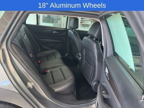 Used 2018 Buick Regal Essence w/ Driver Confidence Package #1 image 35
