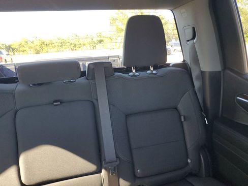 Used 2023 GMC Sierra 1500 Elevation image 14