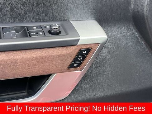 Used 2023 Toyota Sequoia Capstone AWD/4WD image 30