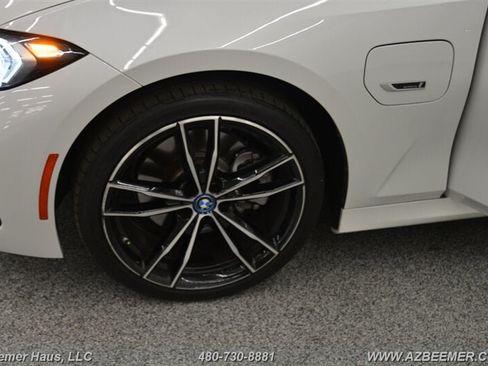 Used 2023 BMW 330e w/ M Sport Package RWD image 47