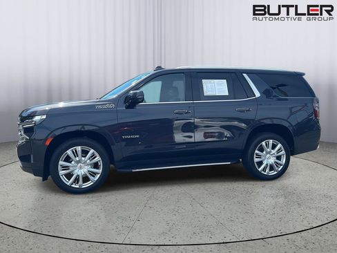 Used 2022 Chevrolet Tahoe High Country AWD/4WD image 3