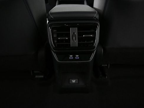 Used 2024 Lexus RZ 300e Premium w/ Accessory Package (2T) FWD image 16