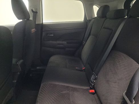 Used 2014 Mitsubishi Outlander Sport SE image 18