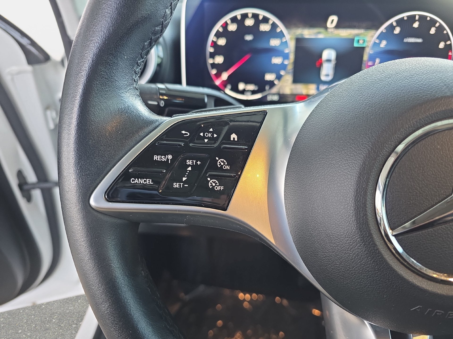 Used 2022 Mercedes-Benz C 300 Sedan image 17