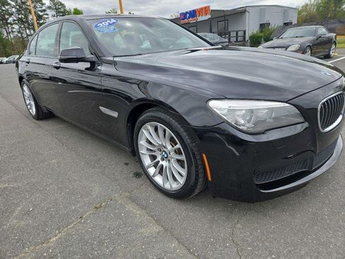Used 2014 BMW 740Li image 3