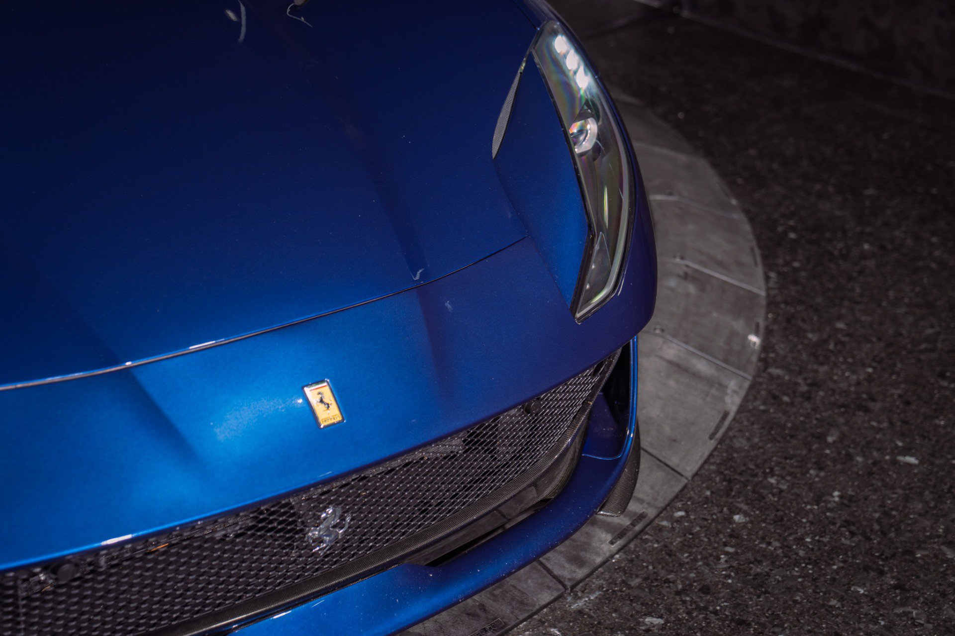 Used 2021 Ferrari 812 GTS RWD image 13